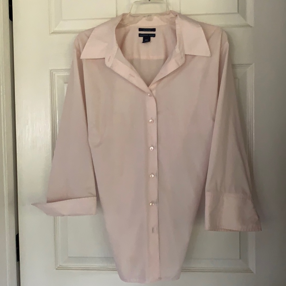 3/4 sleeved buttons down